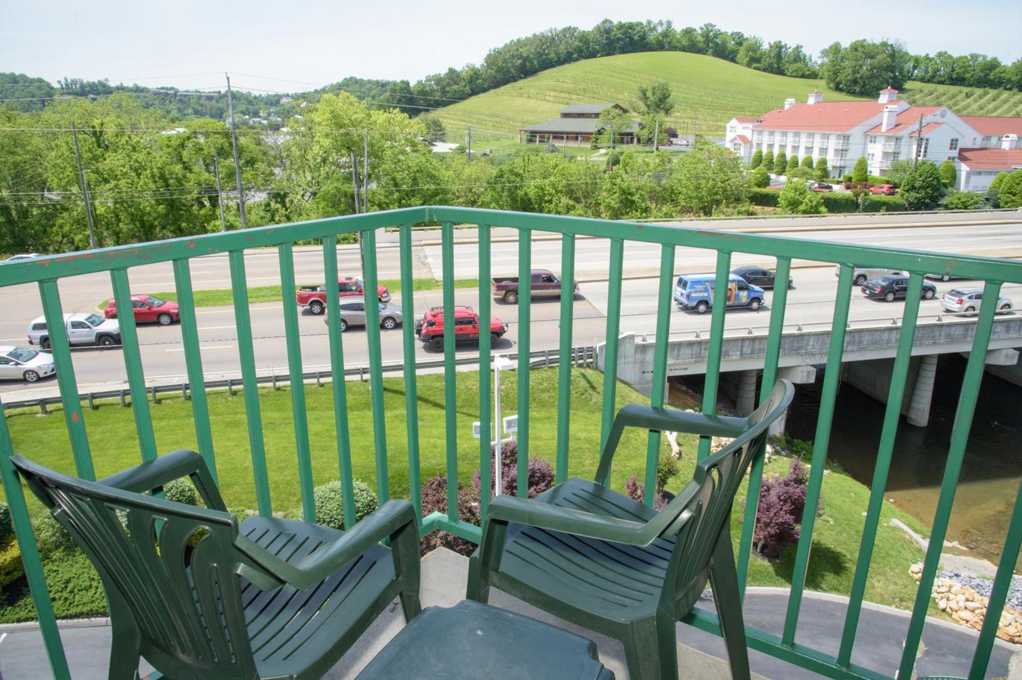 Pigeon River Inn Pigeon Forge Oda fotoğraf